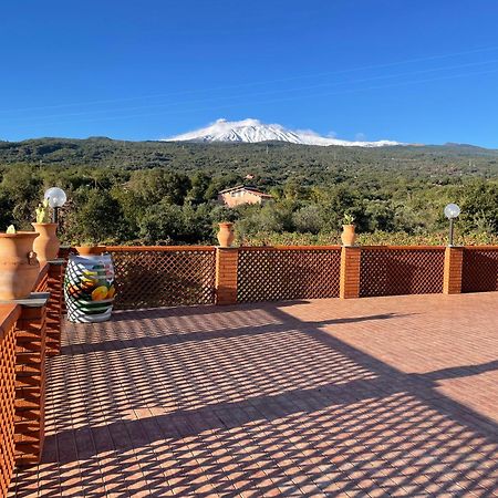 Appartement Camia Etna House à Piedimonte Etneo Extérieur photo